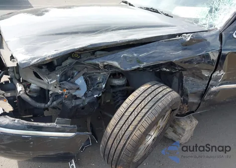 2005 Mercury Grand Marquis Ls/Lse из США, поврежденный, VIN 2MHHM75W35X616993